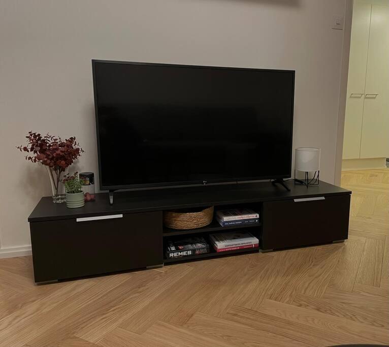 Appartamento Ydinkeskusta Kaksio Saimaa Naekymillae, Ac, Wifi, Parveke Lappeenranta Esterno foto